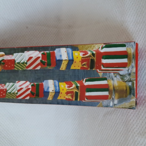 Set of 2 Holiday Teddy Candles - Picture 3 of 7